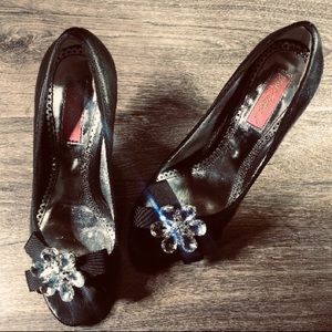 Betsey Johnson Black Rhinestone Heels! Size 8M
